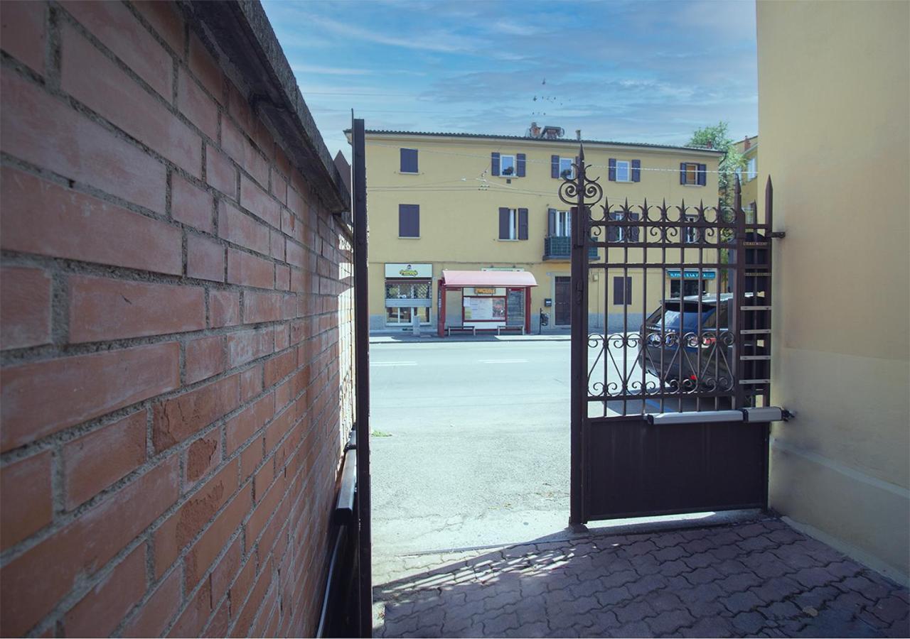 Athena Rooms - Parcheggio Privato Bologna Exterior foto