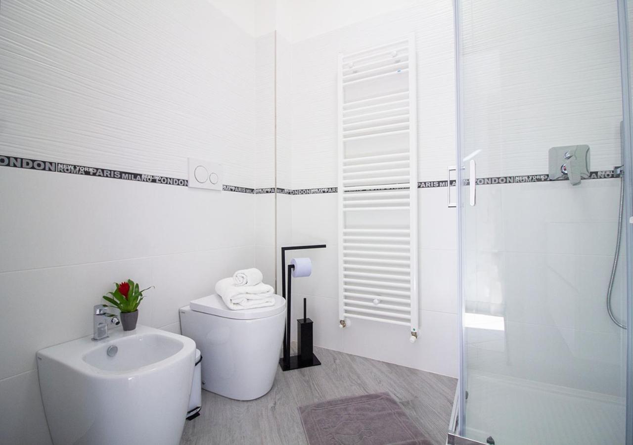 Athena Rooms - Parcheggio Privato Bologna Exterior foto