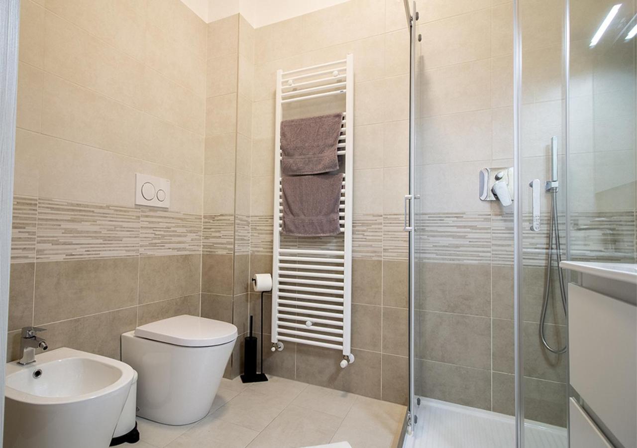 Athena Rooms - Parcheggio Privato Bologna Exterior foto