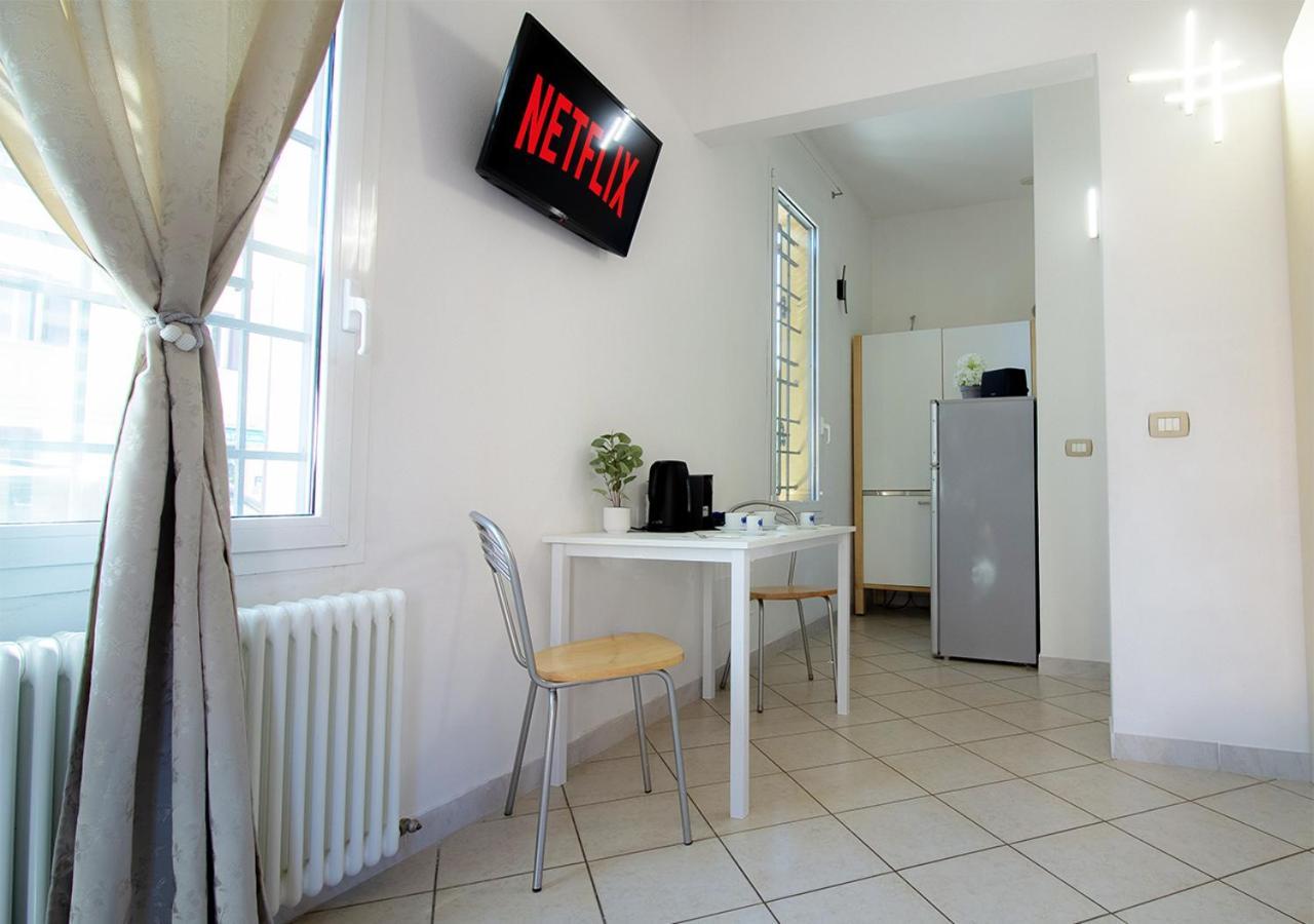 Athena Rooms - Parcheggio Privato Bologna Exterior foto